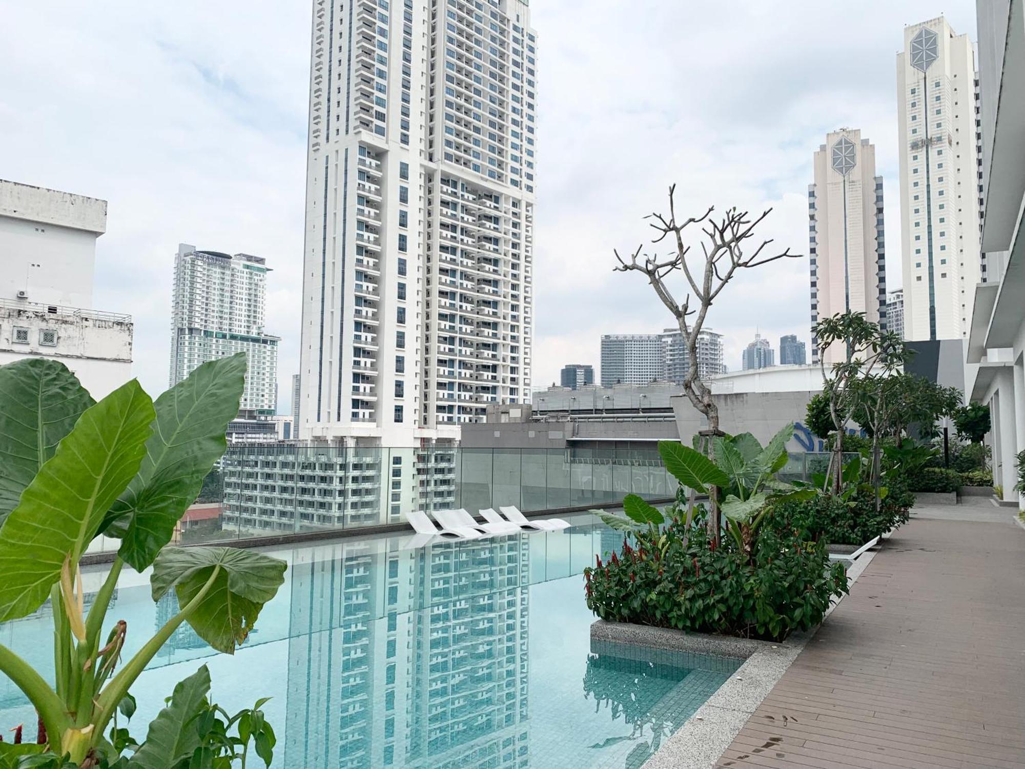 Quill Residences Klcc By Mb Куала Лумпур Екстериор снимка